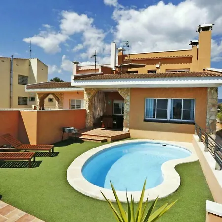 בית נופש Casa Neus *