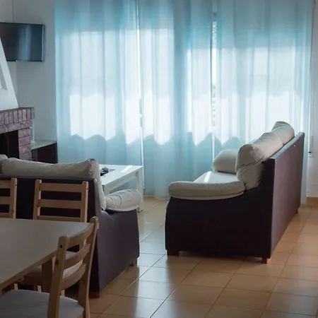 Casa Neus בית נופש ל'אמפולה